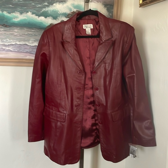 Leather jacket - Picture 1 of 4